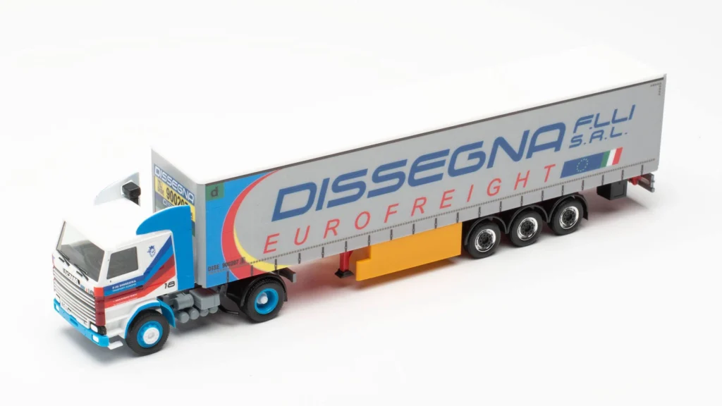 Scania 142 con semirimorchio ''Dissegna''