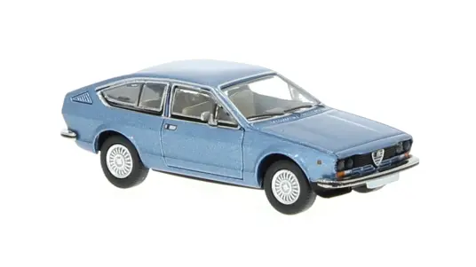 Alfa Romeo Alfetta GT azzurro