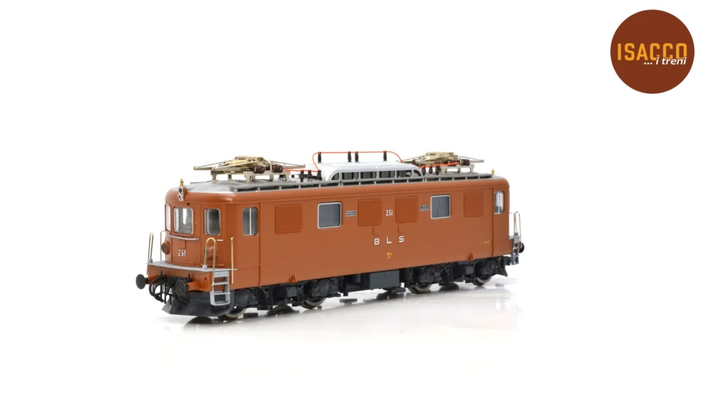 Locomotiva Ae 4/4 251 (BLS) due pantografi